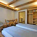 Chesa Madrisa Daire Saint-Moritz