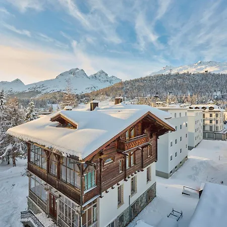 Chesa Madrisa Apartment
